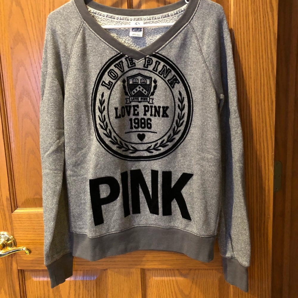 PINK Victoria’s Secret Gray V-Neck Crewneck